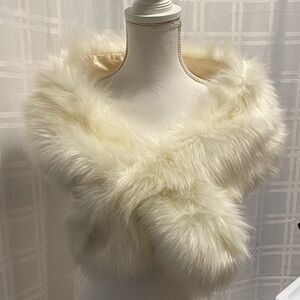 Elegant Faux Fur Stole Scarf Cream